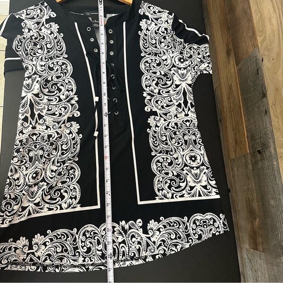 INC International Concepts Top Womens Small Black White Scroll Lace Long Sleeves - Picture 8 of 8